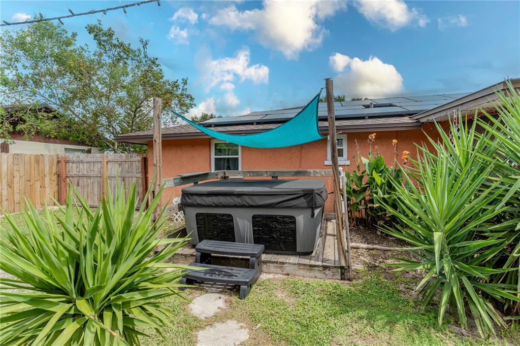 147 Hayes Street Lake Wales, FL 33859 - Photo 29 of 31 a view of outdoor space deck and outdoor kitchen