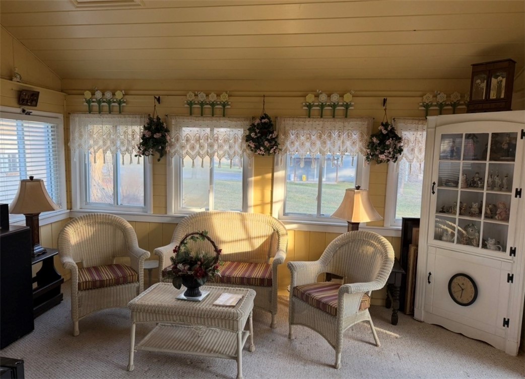 5044 Butler Road Canandaigua Town, NY 14424 - Photo 14 of 45 Beautiful 3 season room