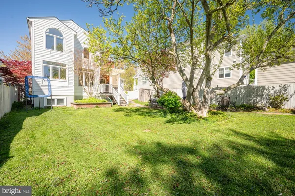 $5,000 | 6034 21st Street North, Arlington, VA 22205