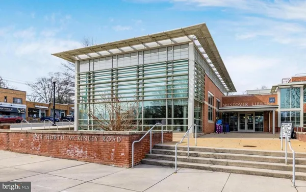 $5,000 | 6034 21st Street North, Arlington, VA 22205