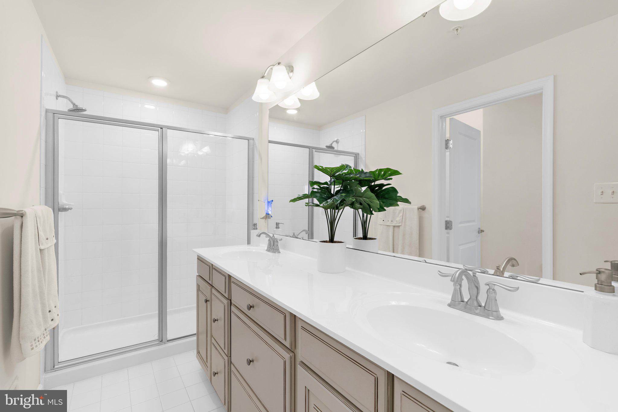 8016 Orchard Grove Road Odenton, MD 21113 - Photo 20 of 52 Primary Bathroom
