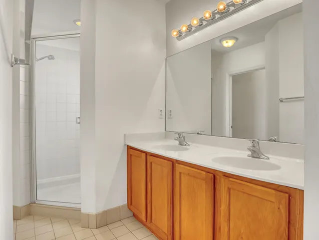 $2,850 | 2226 Oakmont Drive, Riviera Beach, FL 33404