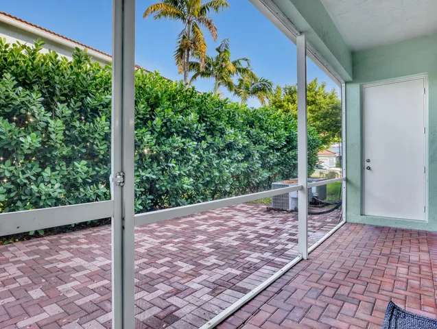 $2,850 | 2226 Oakmont Drive, Riviera Beach, FL 33404