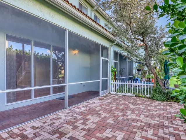 $2,850 | 2226 Oakmont Drive, Riviera Beach, FL 33404