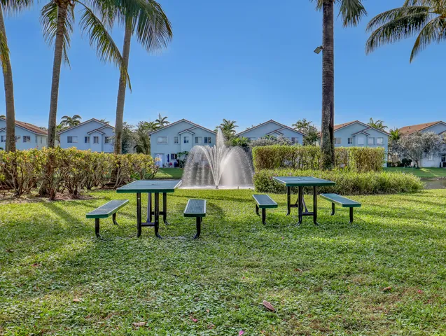 $2,850 | 2226 Oakmont Drive, Riviera Beach, FL 33404