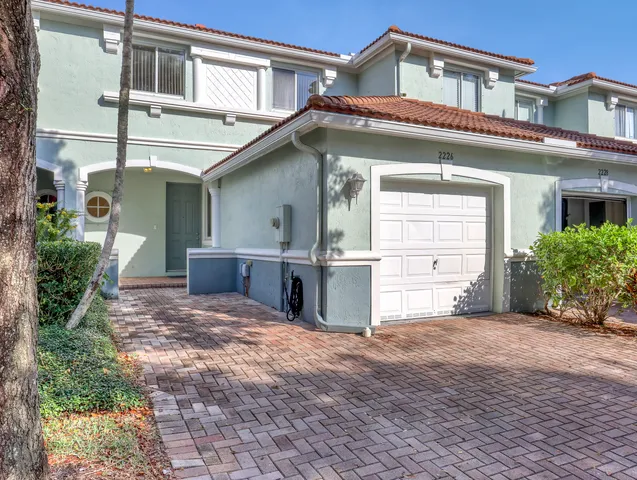 $2,850 | 2226 Oakmont Drive, Riviera Beach, FL 33404