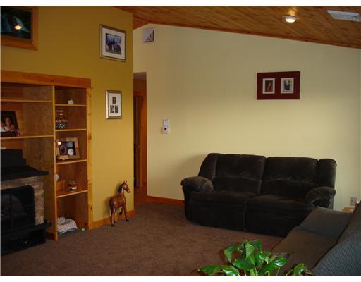 38 Morgan Lane Limington, ME 04049 - Photo 10 of 25 Living Room.