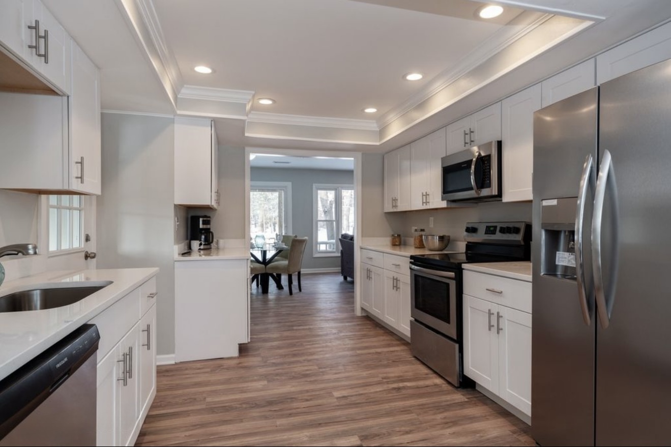 684 Pfingsten Road Northbrook, IL 60062 - Photo 15 of 33