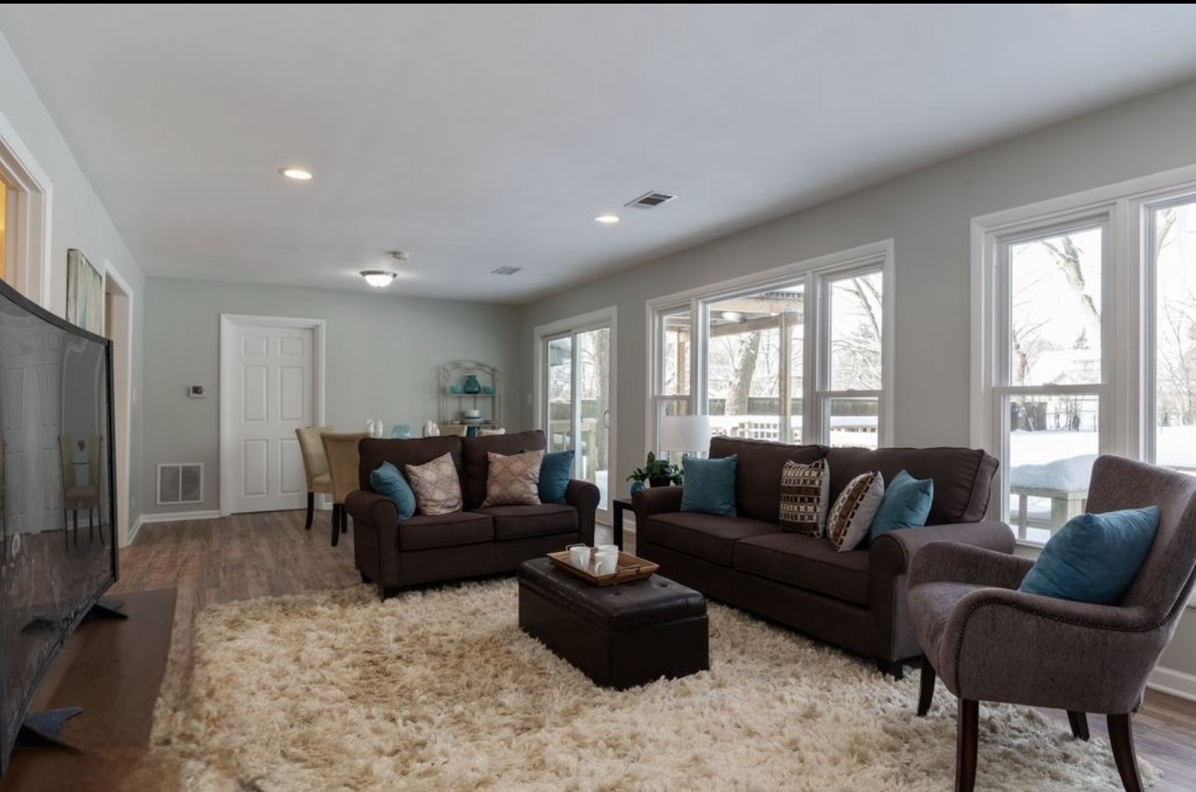 684 Pfingsten Road Northbrook, IL 60062 - Photo 19 of 33