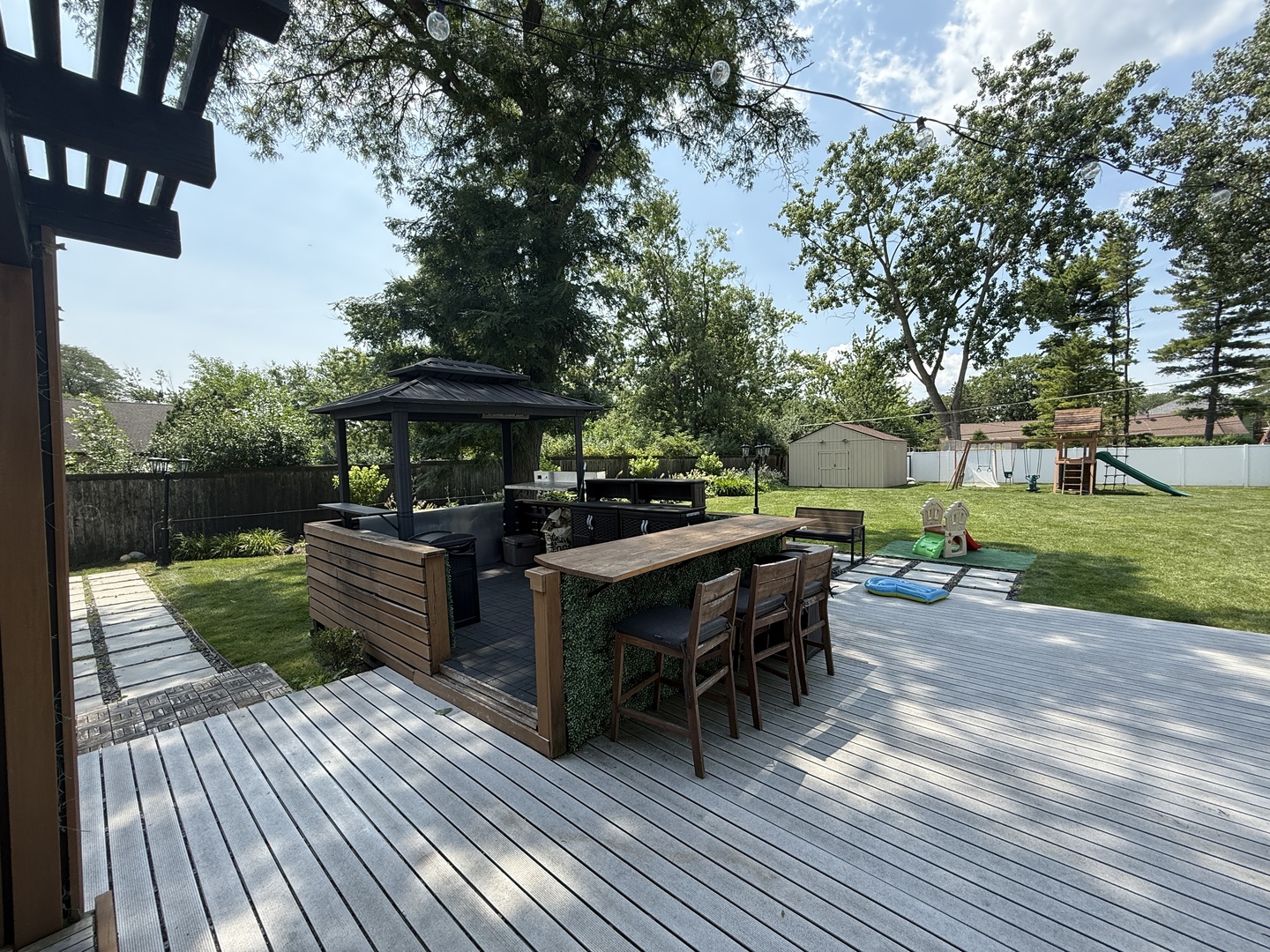 684 Pfingsten Road Northbrook, IL 60062 - Photo 5 of 33