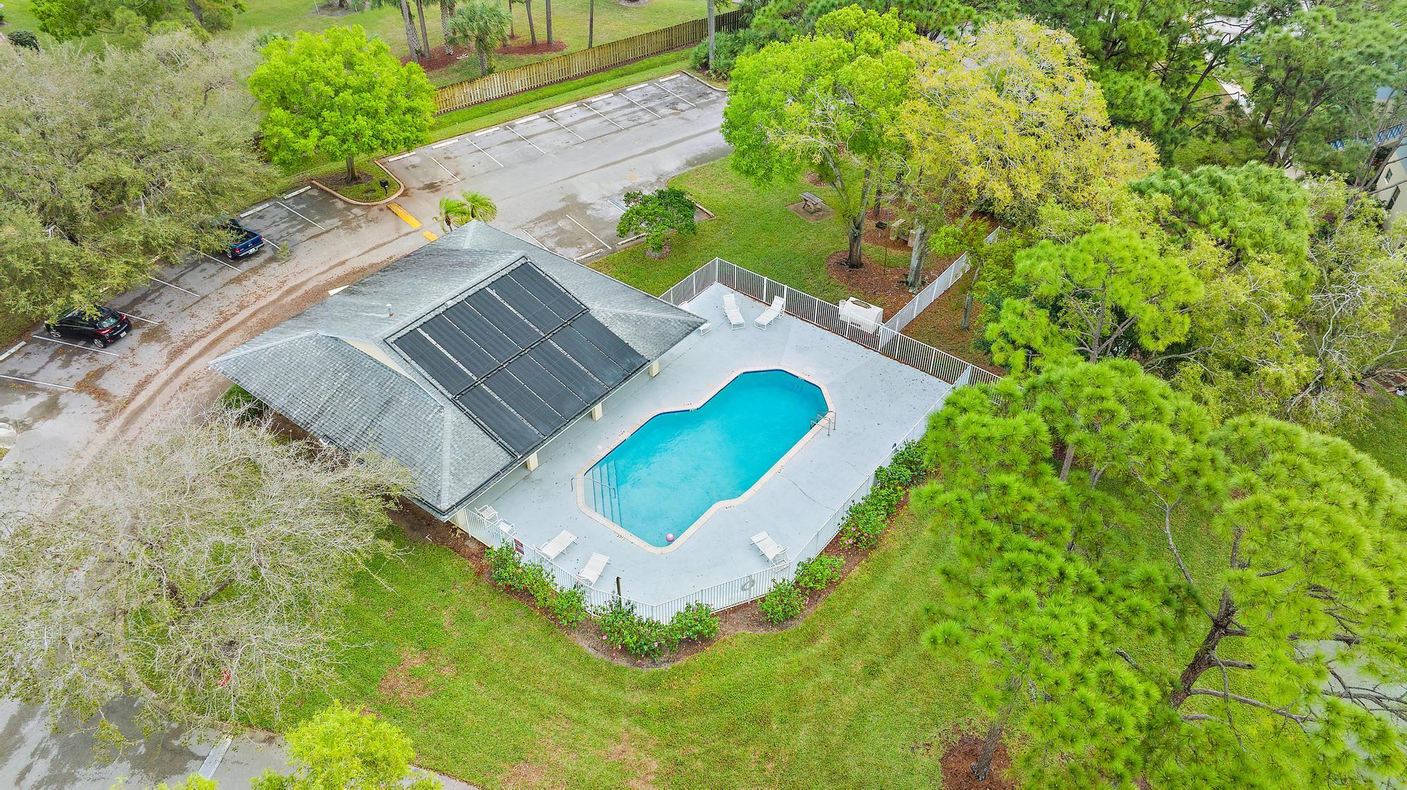 6535 Southeast Federal Highway, Unit 204 Stuart, FL 34997 - Photo 19 of 27 6535 SE Federal Hwy Unit 204 -19