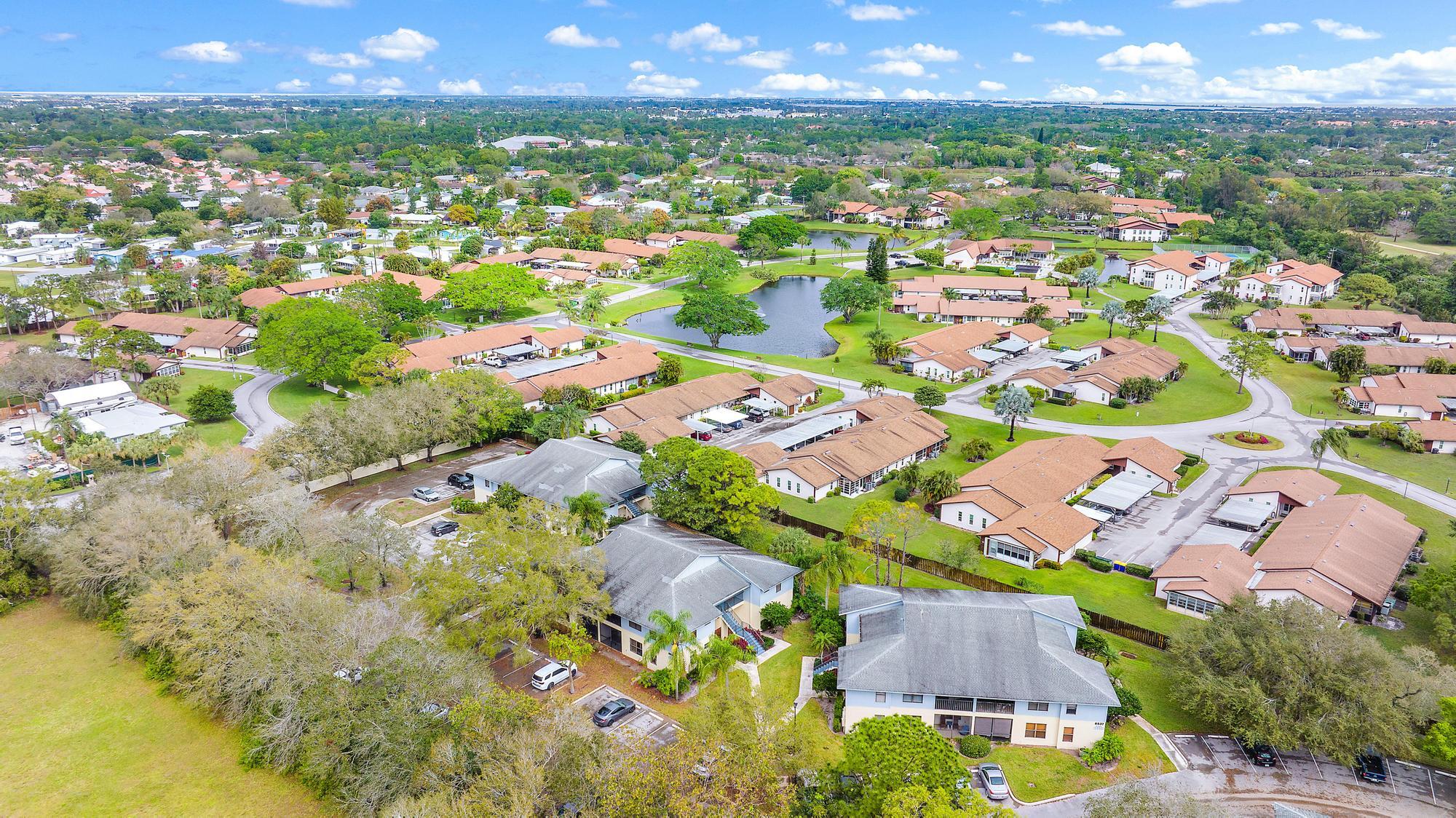 6535 Southeast Federal Highway, Unit 204 Stuart, FL 34997 - Photo 23 of 27 6535 SE Federal Hwy Unit 204 -23
