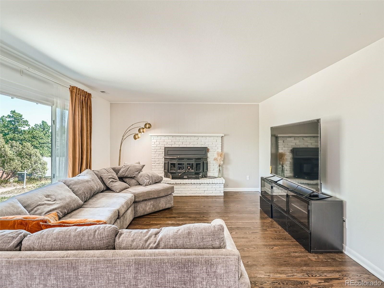 46 Conifer Road Golden, CO 80401 - Photo 5 of 32