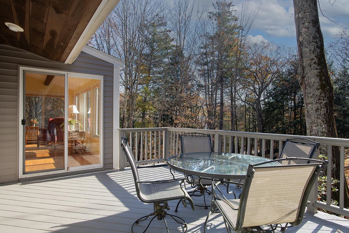 63 Roberts Road Hopkinton, NH 03229 - Photo 4 of 38 Gallery Image 4