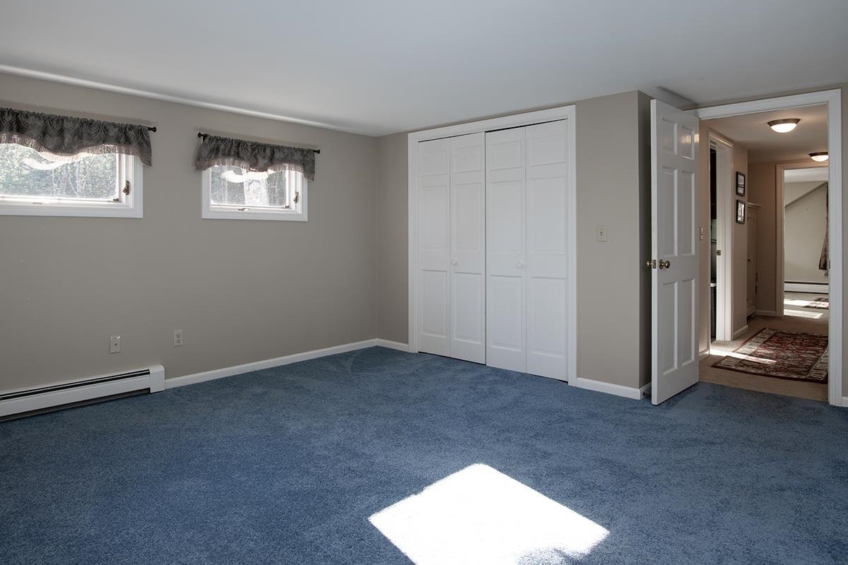 63 Roberts Road Hopkinton, NH 03229 - Photo 9 of 38 Gallery Image 9