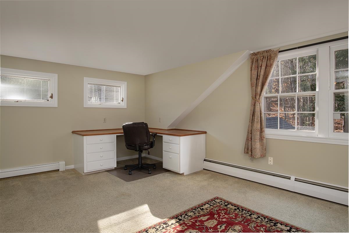 63 Roberts Road Hopkinton, NH 03229 - Photo 10 of 38 Gallery Image 10