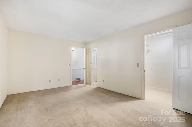 an empty room with an entryway