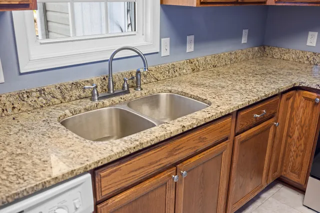 a close view of sink and tap