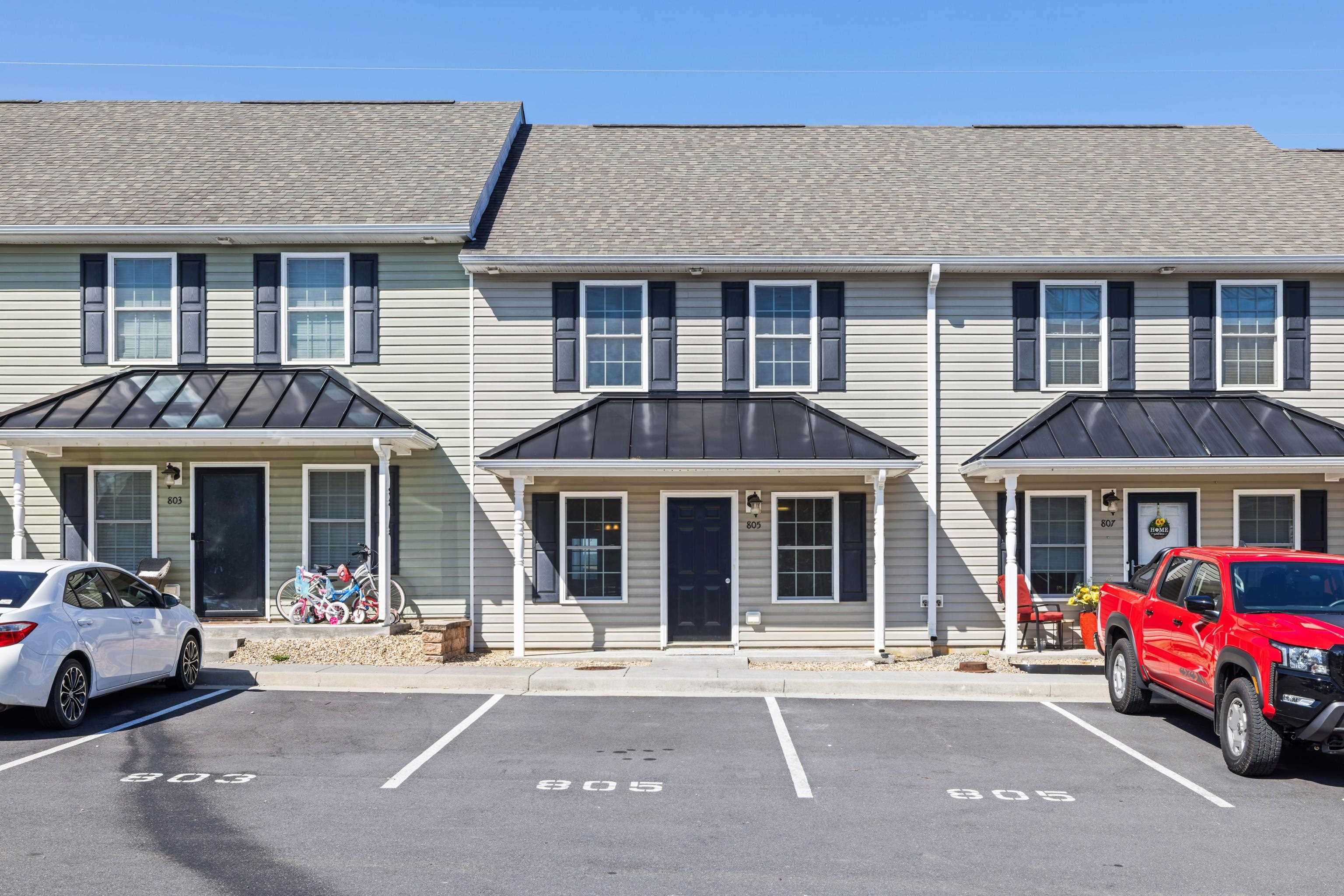 805 Carson Circle Grottoes, VA 24441 - Photo 2 of 40 a car parked in front of white house