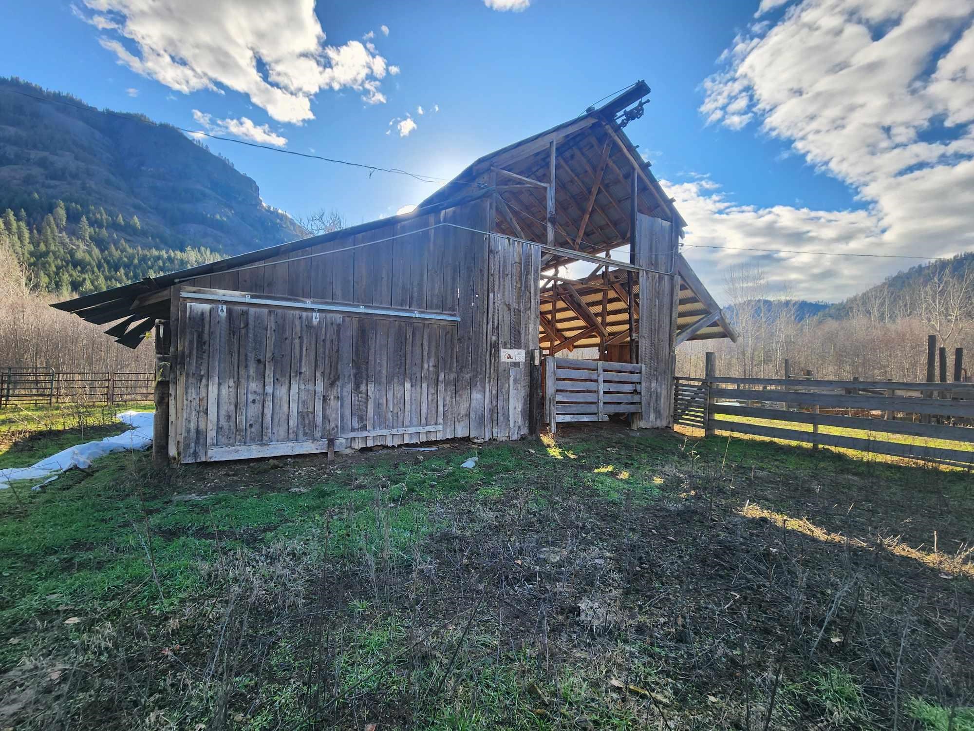 54 Bridge Creek Road Keller, WA 99140 - Photo 11 of 50