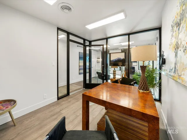 $3,800,800 | 128 South Eagle Road, Eagle, ID 83616