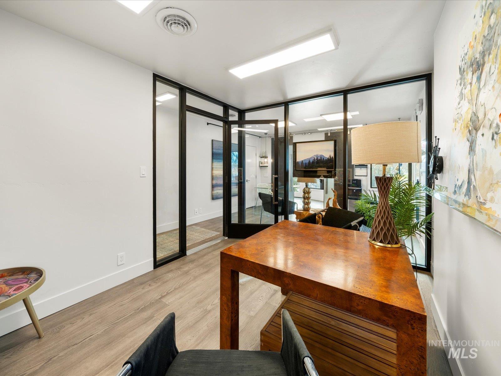 128 South Eagle Road Eagle, ID 83616 - Photo 12 of 50