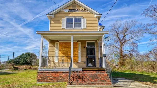 $99,900 | 2112 Benton Street, New Orleans, LA 70117