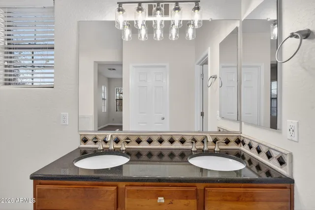 $460,000 | 25919 North 54th Avenue, Phoenix, AZ 85083