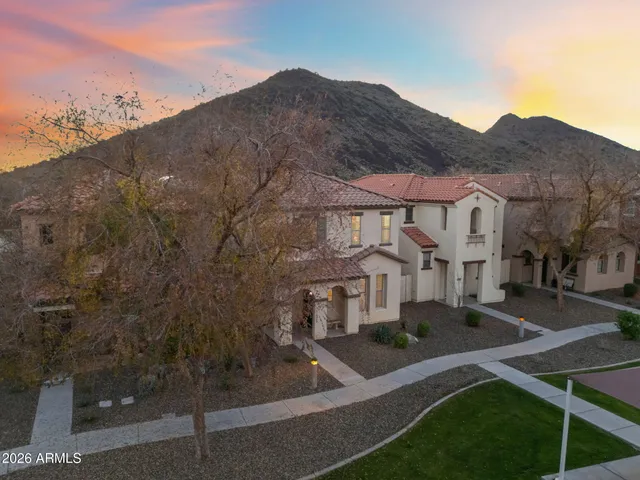 $460,000 | 25919 North 54th Avenue, Phoenix, AZ 85083