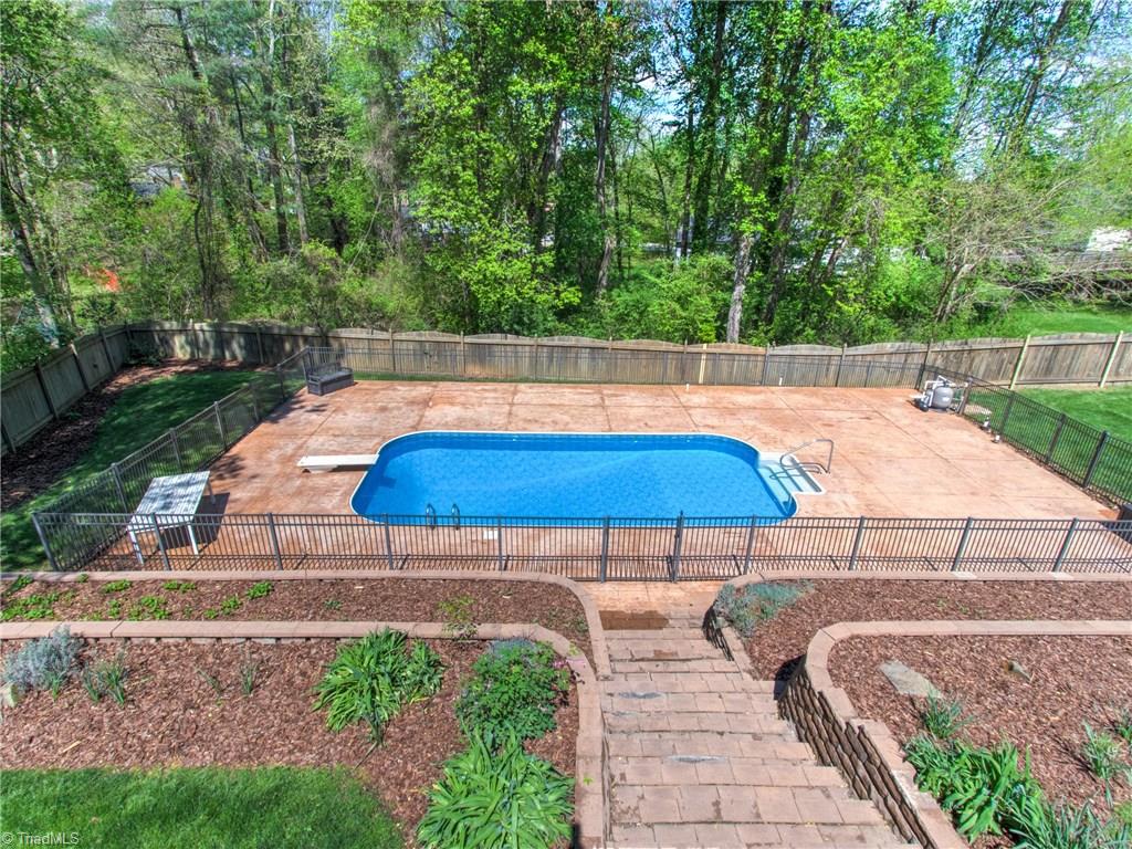 1136 Mapleview Court High Point, NC 27265 - Photo 22 of 30