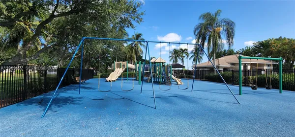 $5,200 | 833 Vista Meadows Drive, Weston, FL 33327