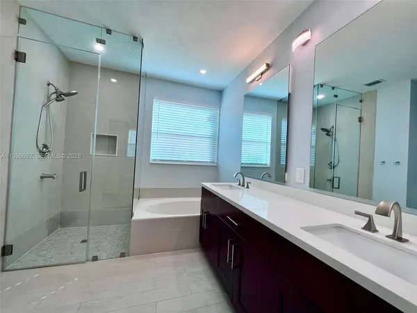 $5,200 | 833 Vista Meadows Drive, Weston, FL 33327