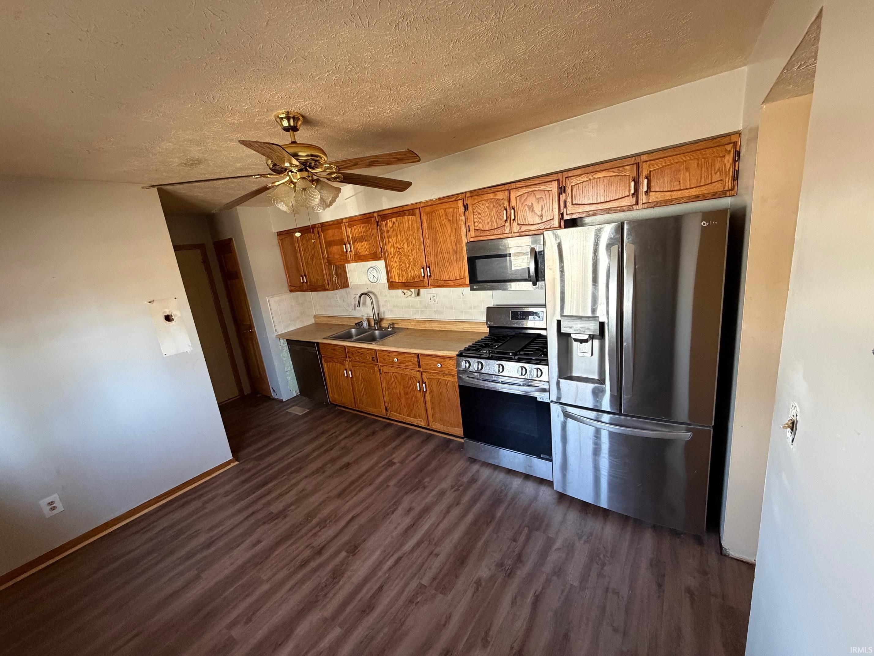 1311 Geri Drive Lebanon, IN 46052 - Photo 5 of 11