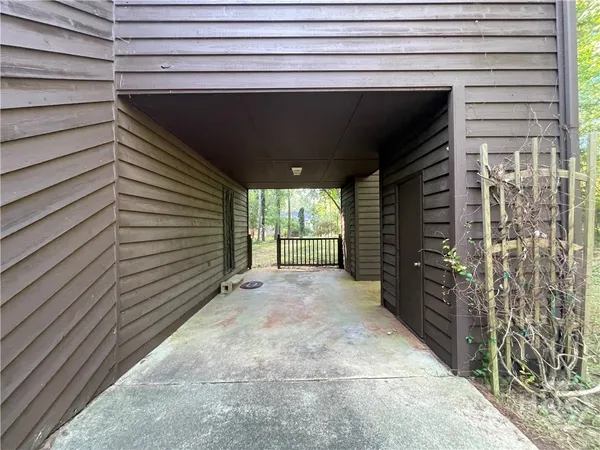$2,200 | 150 Brookstone Drive, Athens, GA 30605