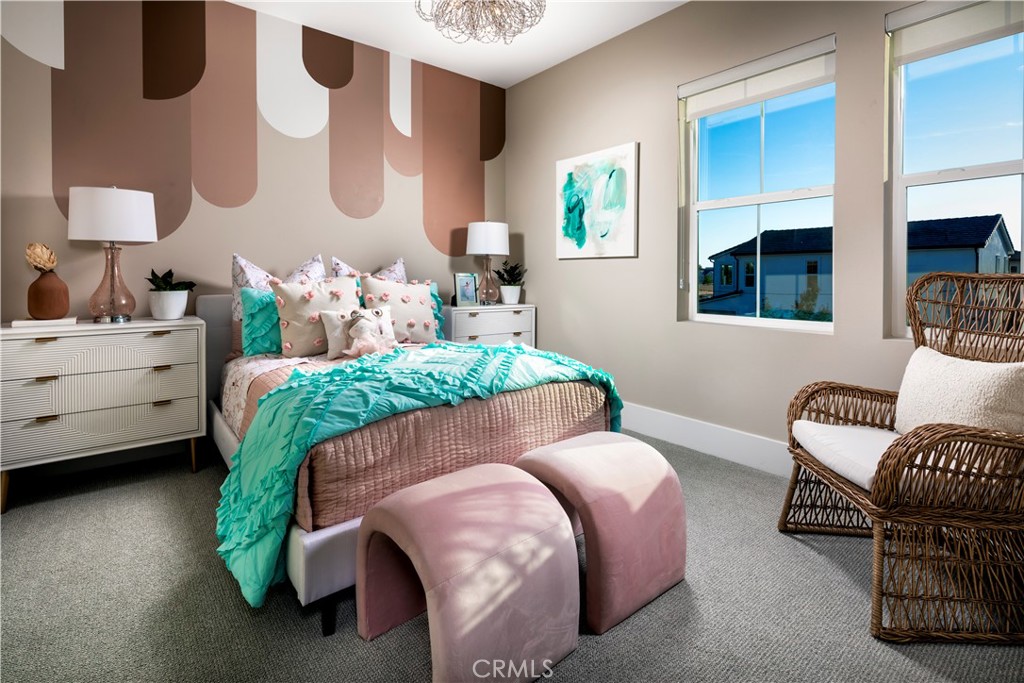 180 Amber Oak Lake Forest, CA 92630 - Photo 12 of 19 Secondary Bedroom