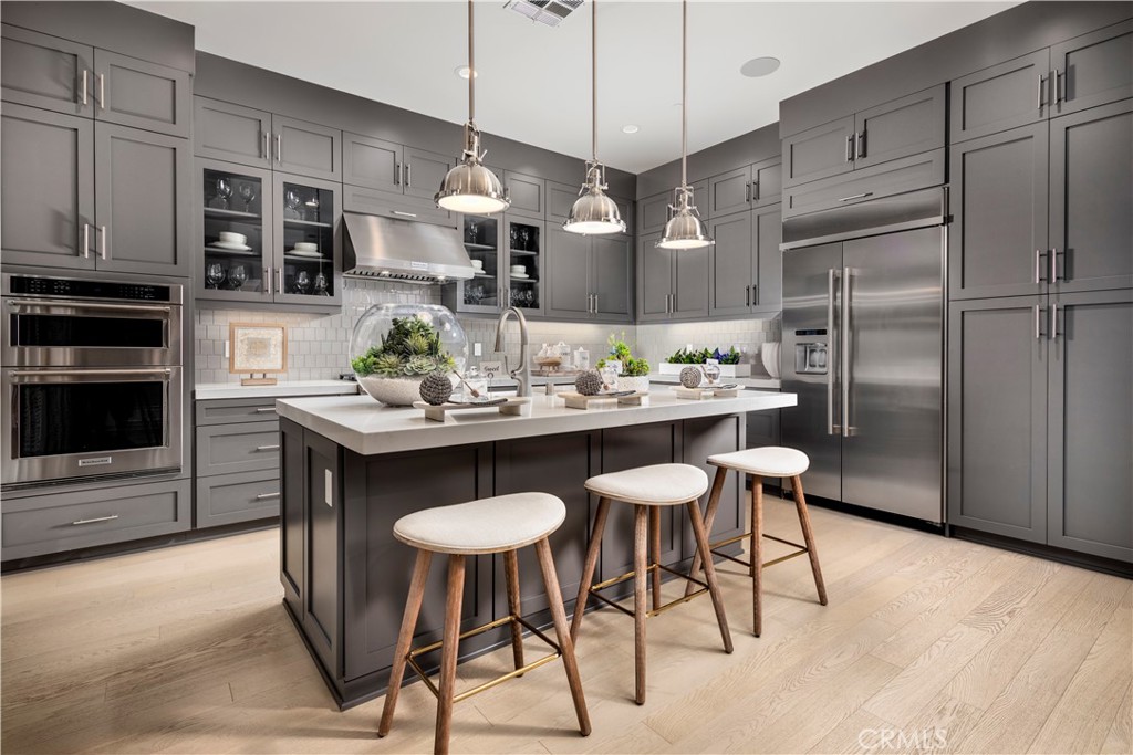 180 Amber Oak Lake Forest, CA 92630 - Photo 3 of 19 Kitchen