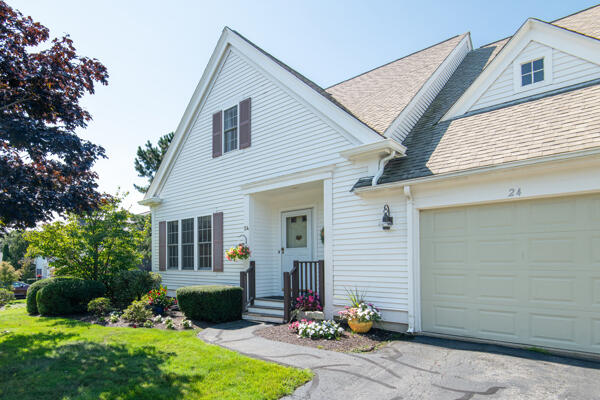 24 Stratford Ridge Mashpee, MA 02649 - Photo 1 of 45 IMG_3429