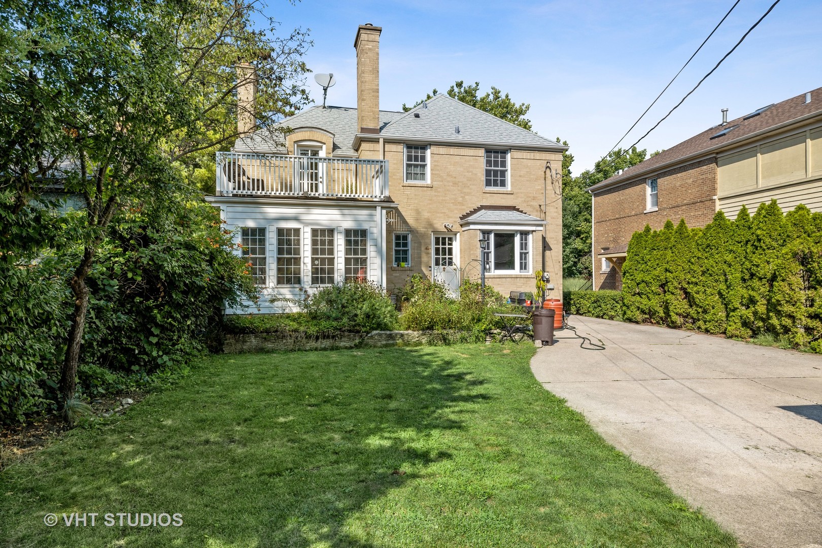 563 Selborne Road Riverside, IL 60546 - Photo 19 of 19