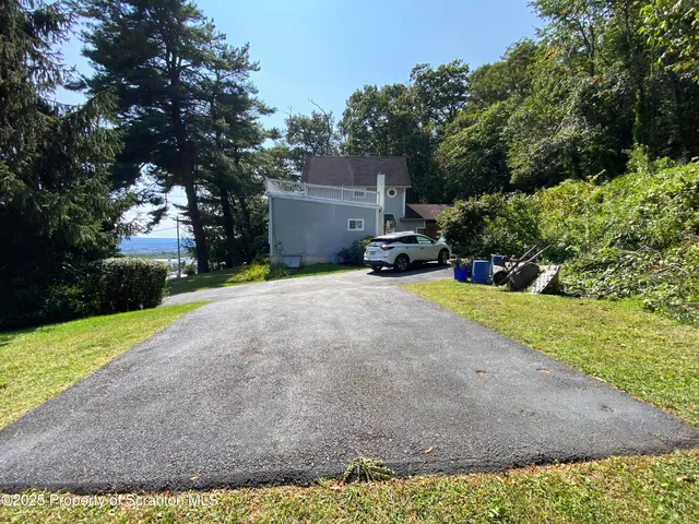 $375,000 | 619 Griffin Street, Dickson City, PA 18508