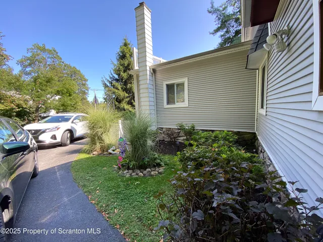 $375,000 | 619 Griffin Street, Dickson City, PA 18508