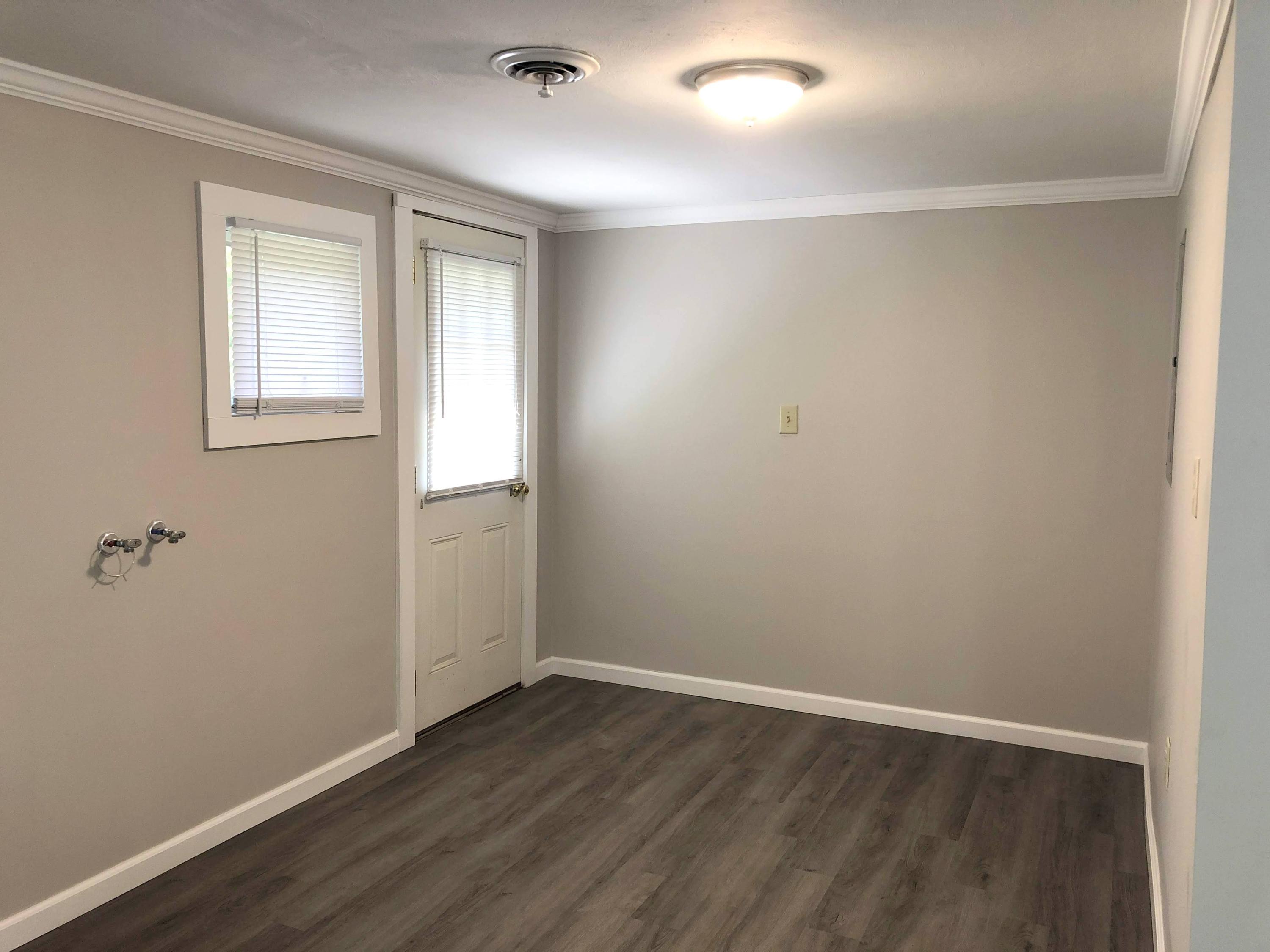 9629 Old Roanoke Road Elliston, VA 24087 - Photo 11 of 49 IMG_7045