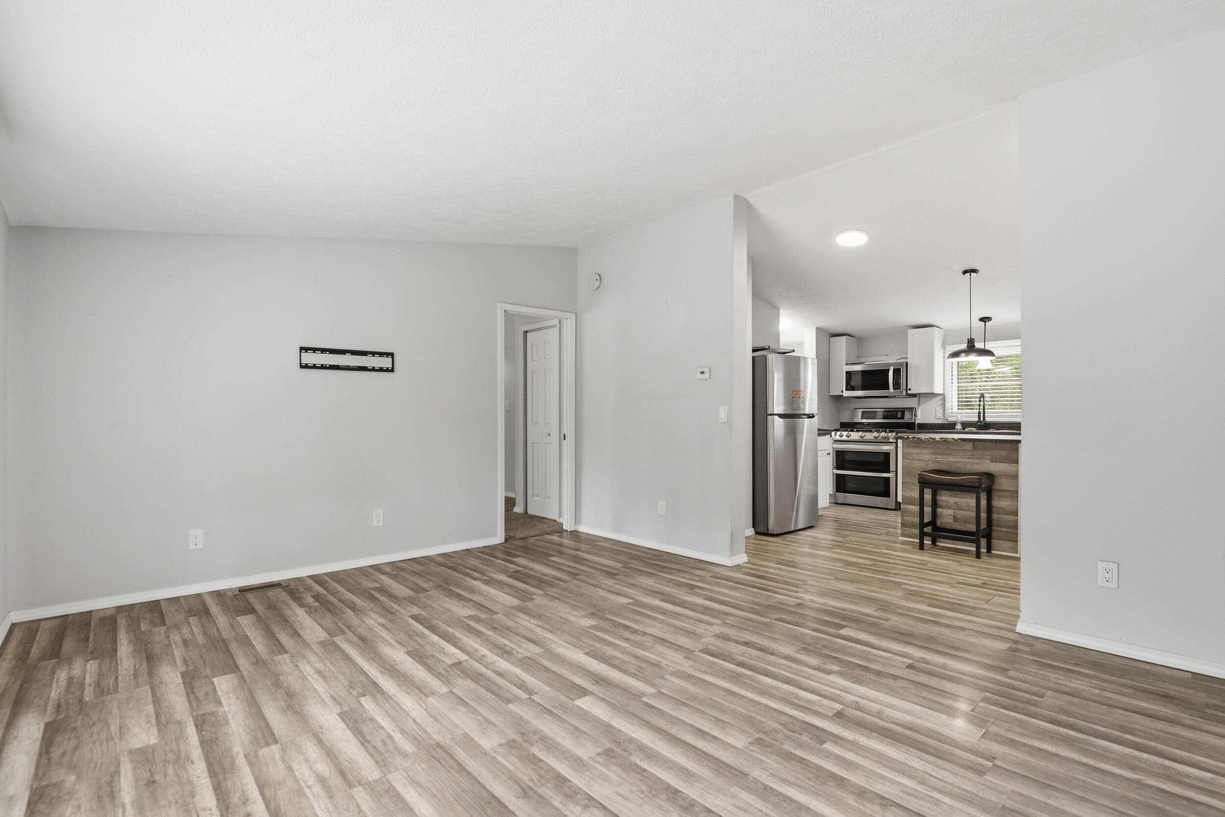 9988 West County Line Road Howard City, MI 49329 - Photo 4 of 42 a-6