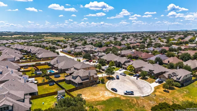$2,999 | 7814 Rushing Creek, San Antonio, TX 78254