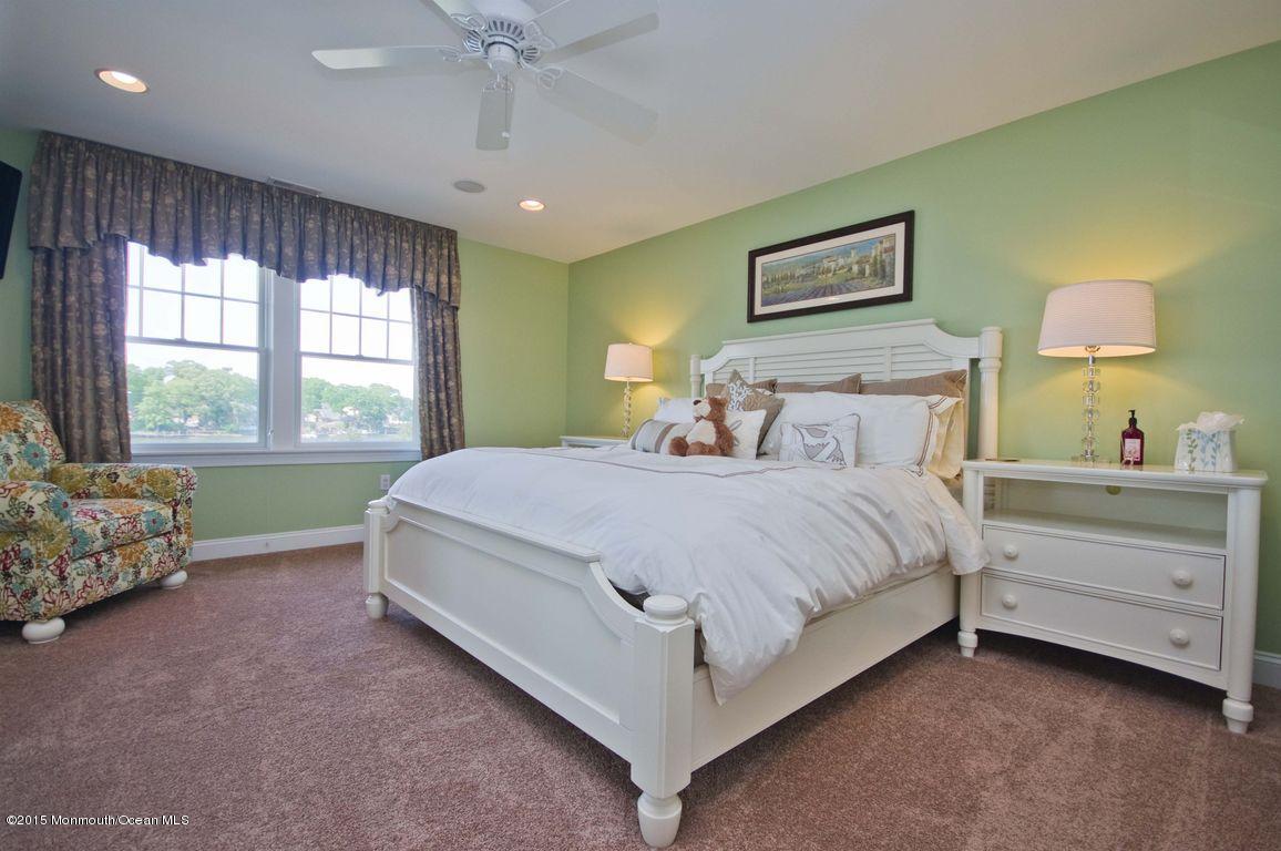 645 Bancroft Road Brick, NJ 08724 - Photo 14 of 36 017_MASTER BEDROOM [Desktop Resolut