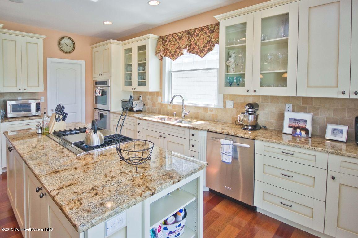 014_KITCHEN [Desktop Resolution]