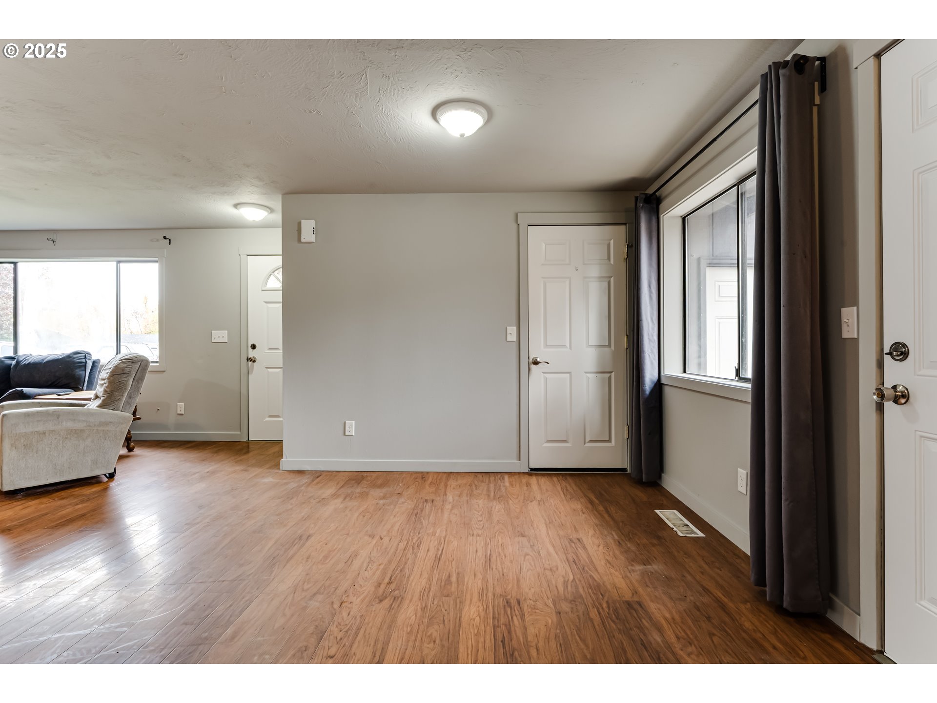 460 Meadow Lane Creswell, OR 97426 - Photo 29 of 42