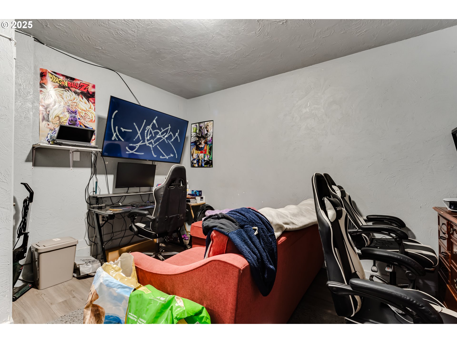 460 Meadow Lane Creswell, OR 97426 - Photo 9 of 42