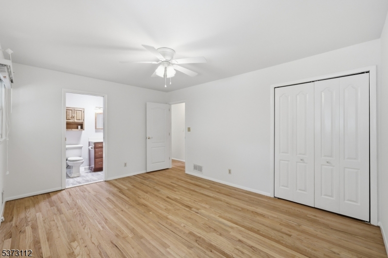14 Hayward Street Bridgewater, NJ 08805 - Photo 18 of 28