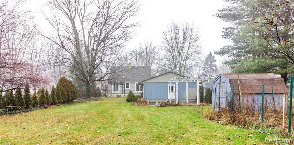 650 Trinway Road Troy, MI 48085 - Photo 33 of 37
