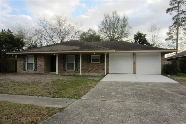$2,000 | 1333 Constitution Drive, Slidell, LA 70458